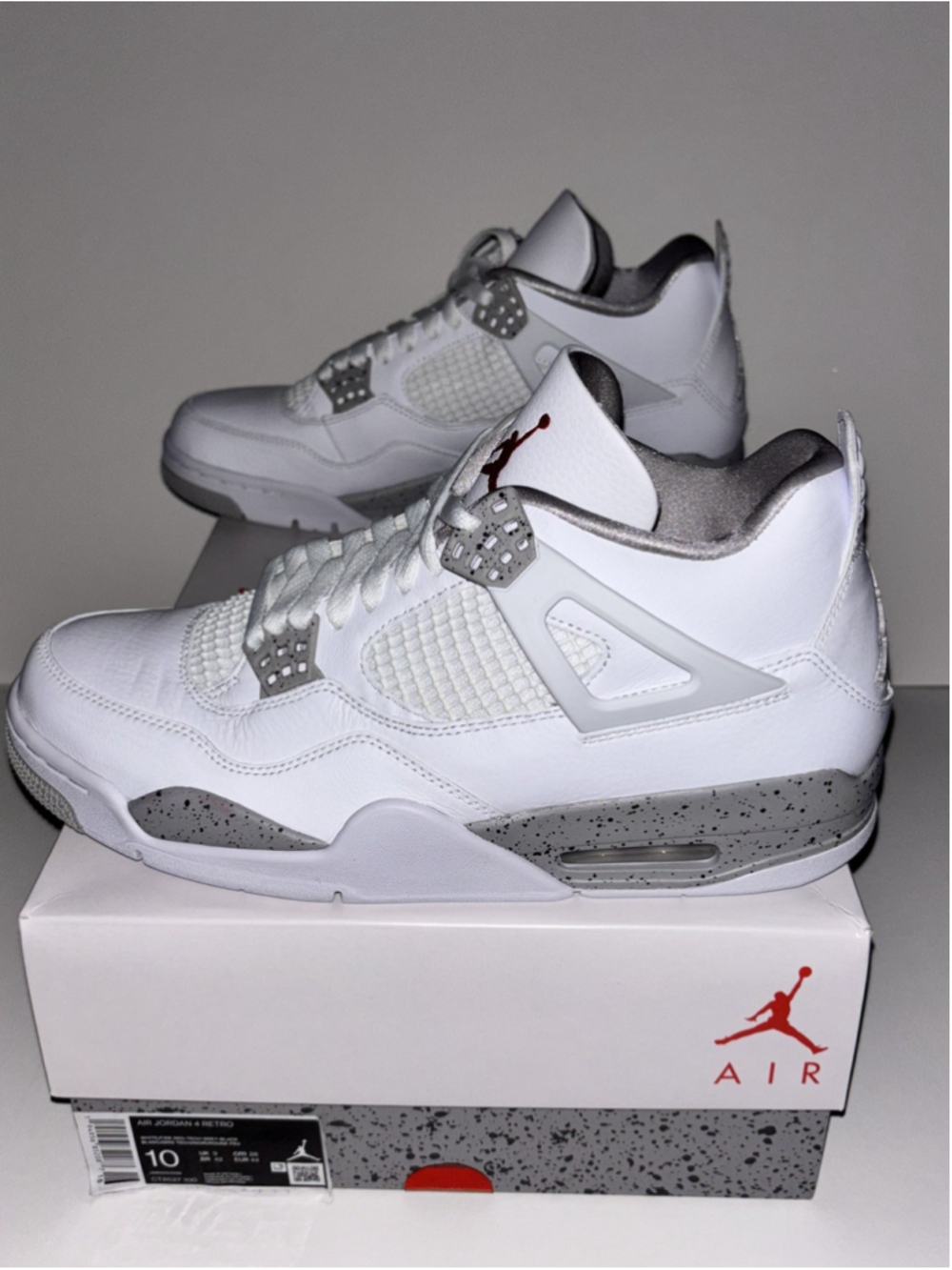 Air Jordan 4 Retro Mid White Oreo Men's Sz 10 new in box deadstock
